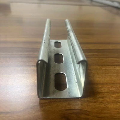 Fabbricazione commerciale ASTM Acciaio Inquadratura Galvanizzato Strut Canale C Sezione 100mm