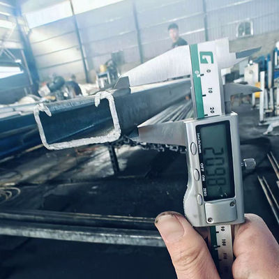 Sezione di acciaio a canale a 12 calibri a strumento solido Acciaio tenero per costruzioni strutturali
