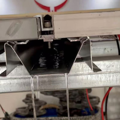 Aluminio per il montaggio del tetto del binario solare fotovoltaico canale di drenaggio resistente alla corrosione